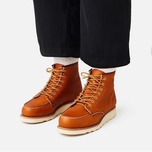 Red Wing 6” Classic Moc Oro Legacy Leather